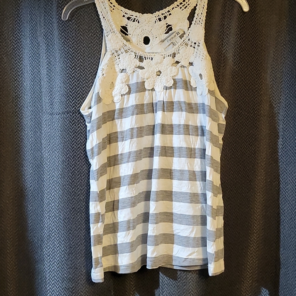 Forever 21 tank